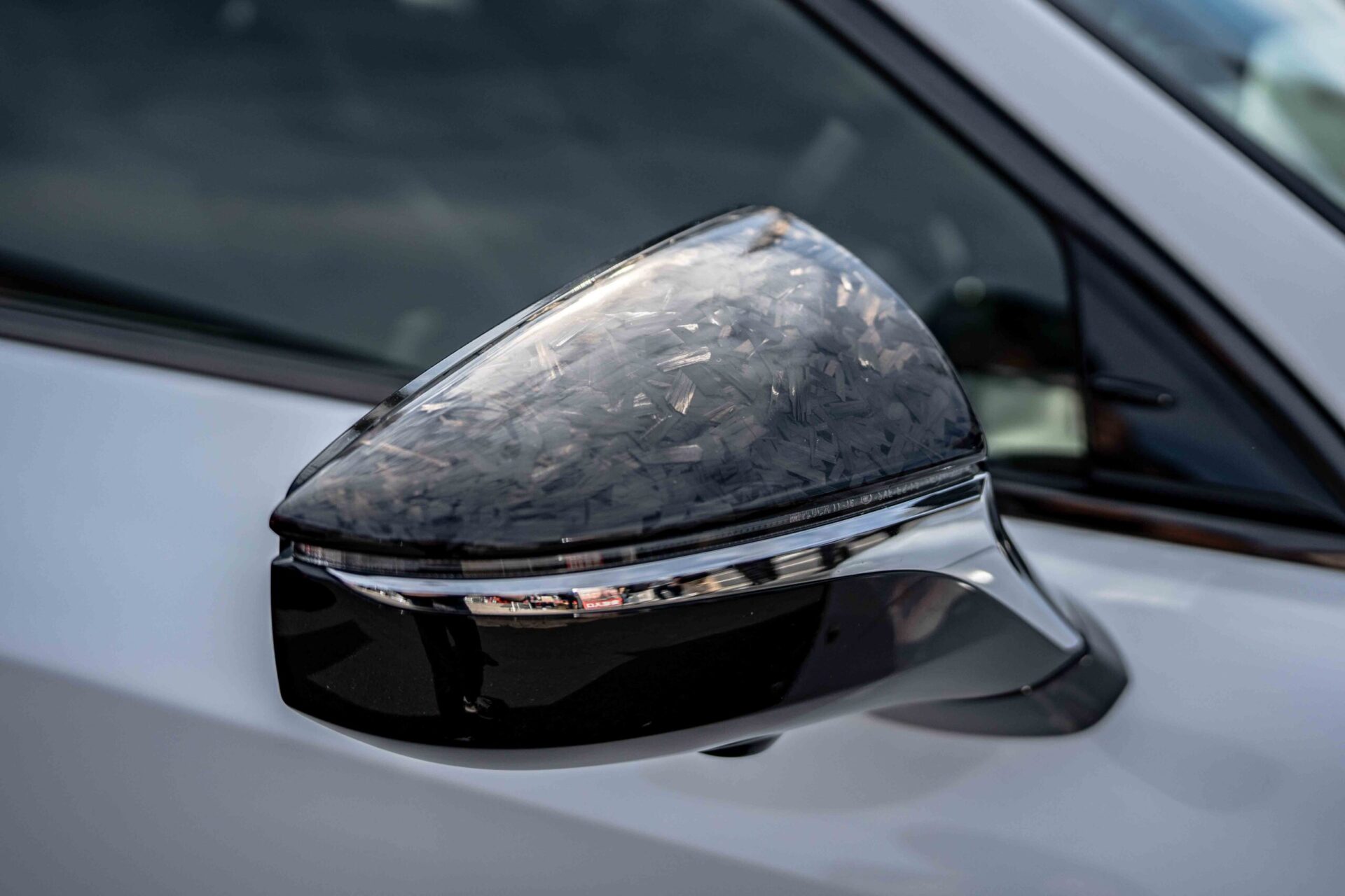 BMW F06 F12 F13 M6 リアルカーボン製粘着式ミラーカバー 左右セット BMW F10 M5 F06 F12 F13 M6 2012-2016 ミラーカバー ドライカーボン