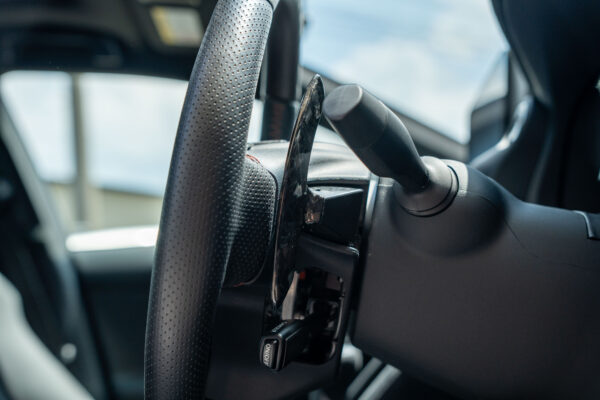 LEXUS IS & RC フォージドカーボンパドルシフター - 画像 (5)