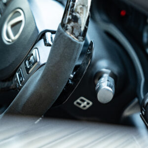 LEXUS IS & RC フォージドカーボンパドルシフター